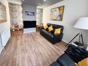 Lounge- click for photo gallery